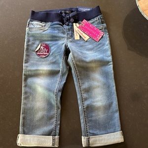 Stretch denim capris